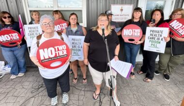 N.S. unions, top Canadian doctor oppose new Alberta health law