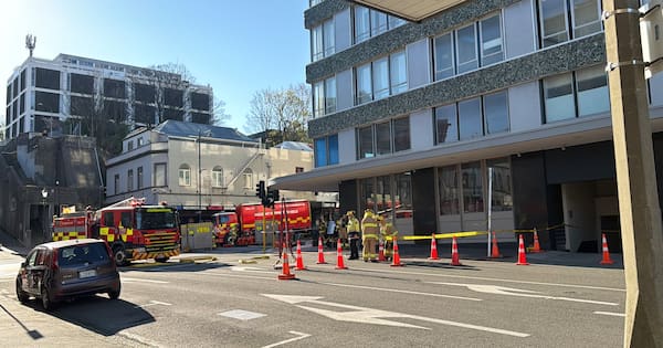 Roads closed, hotel evacuated in central Dunedin after 'gas leak'