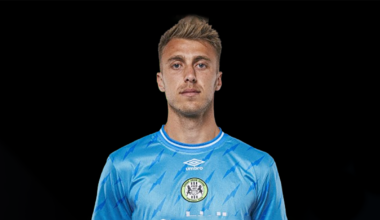 New Zealand goalkeeper Jamie Searle joins English National League club