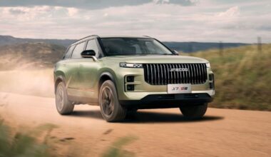 2027 Jaecoo J7 gets AWD PHEV option, higher entry price