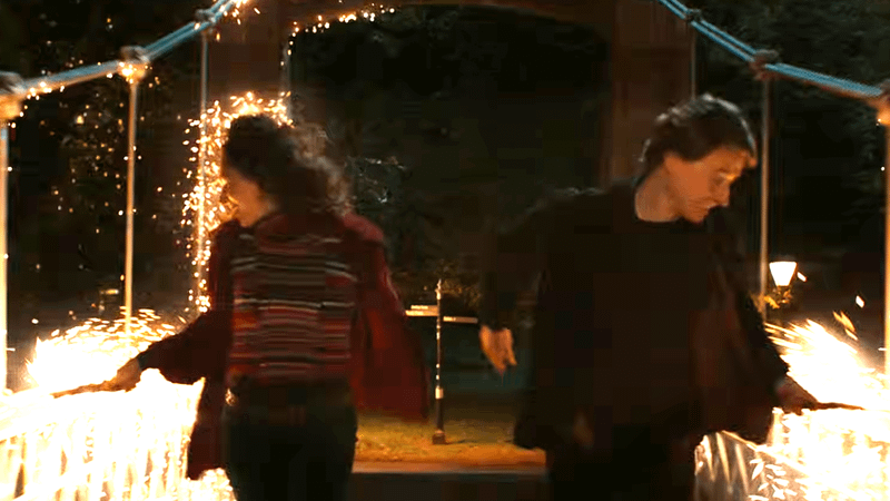 James and Lily Potter in HBO's Harry Potter.