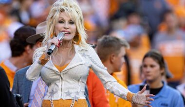 Dolly Parton estate gets restraining order against nephew Bryan Seaver