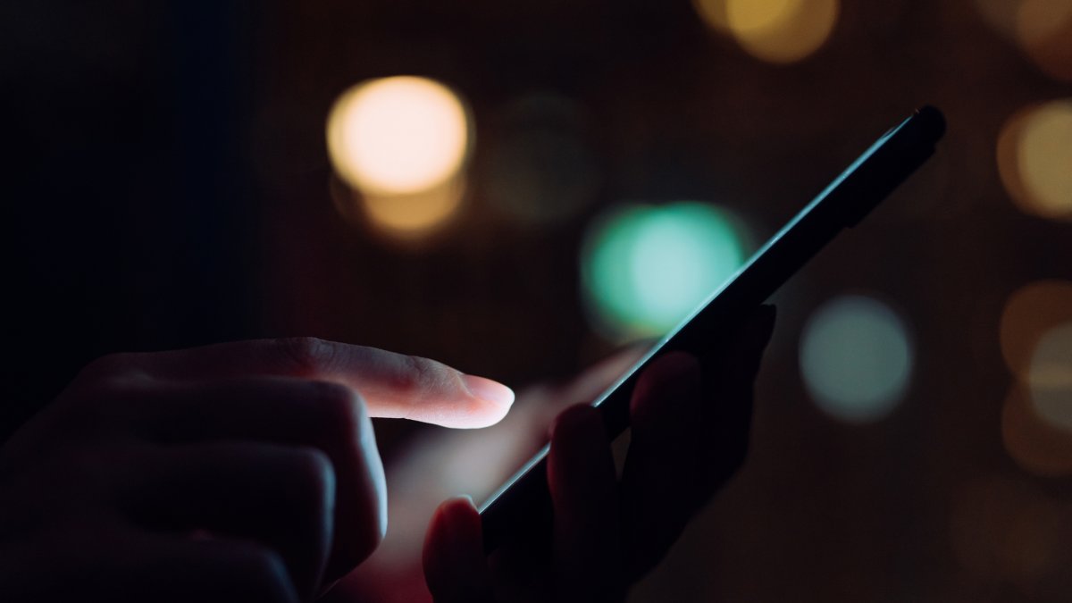 Always online: Why Türkiye can’t put its phones down