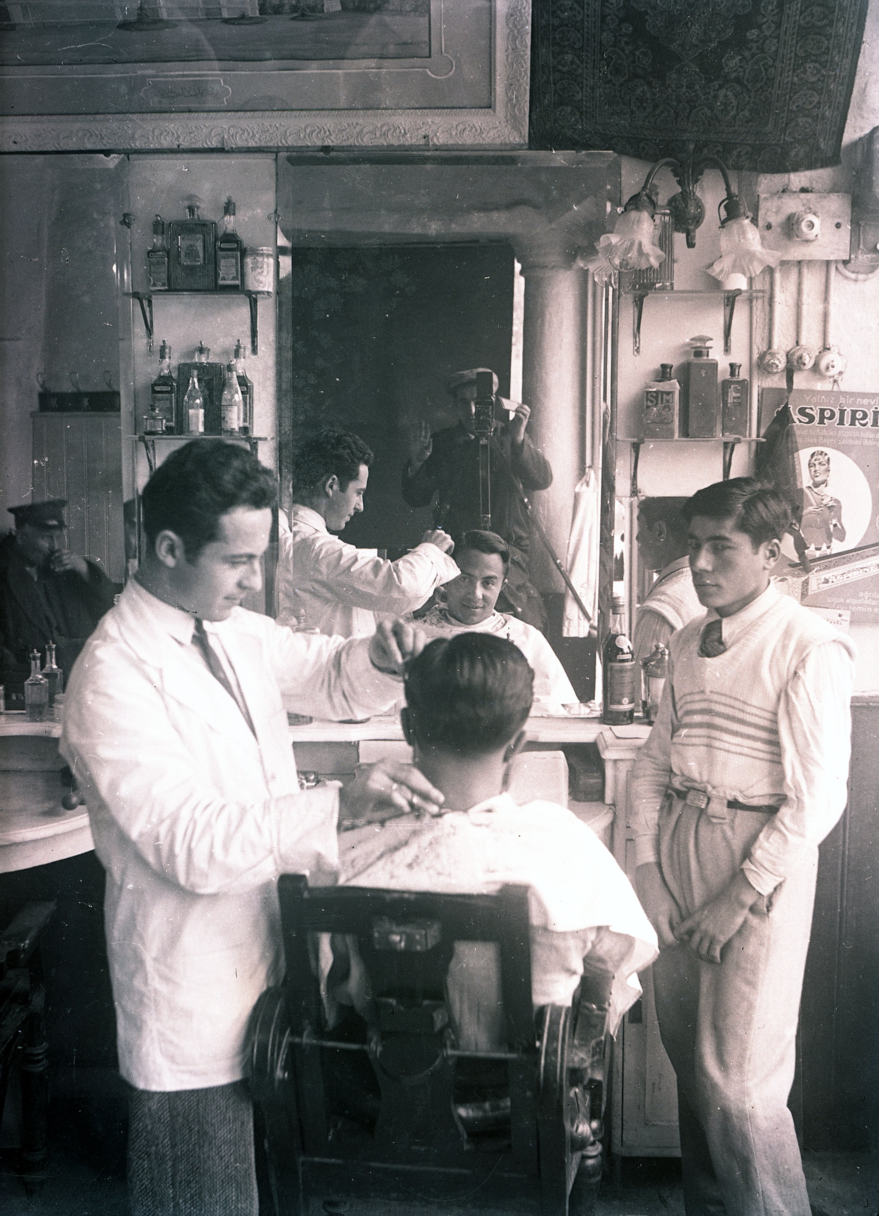 A photograph from Selahattin Giz’s archive. (Photo courtesy of Pera Museum)