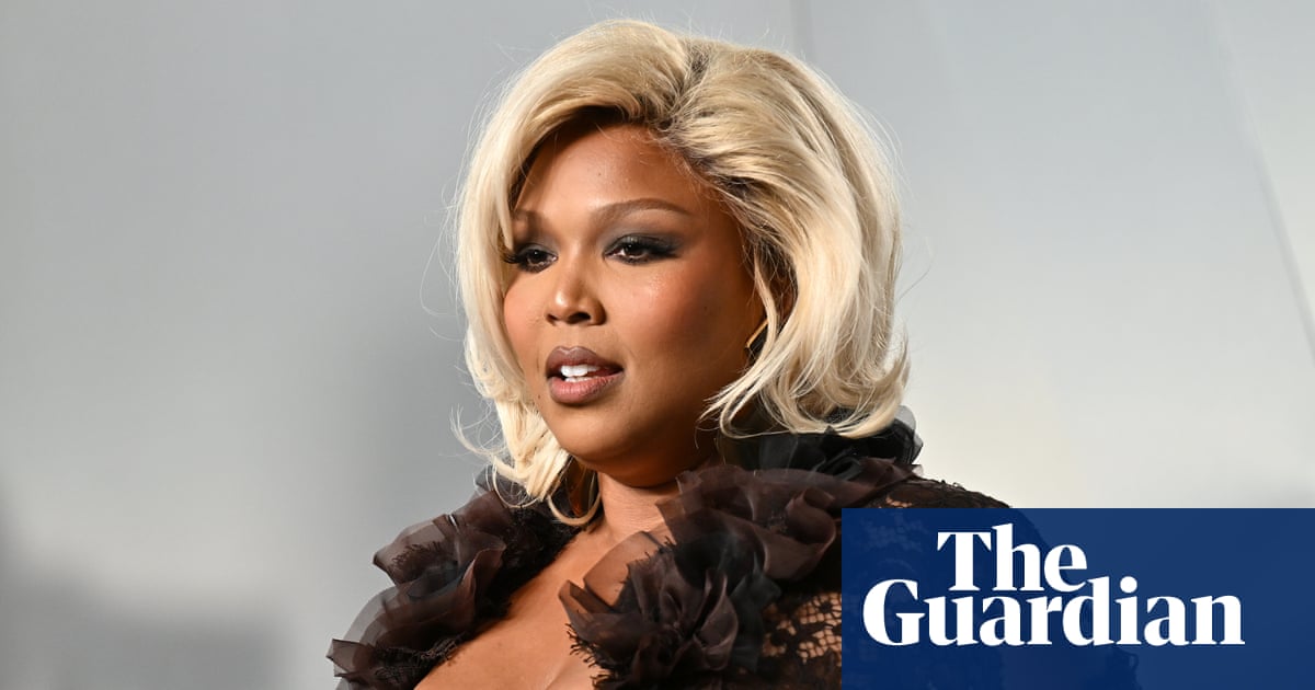 Federal judge dismisses lawsuit against Lizzo brought by former wardrobe stylist | Lizzo