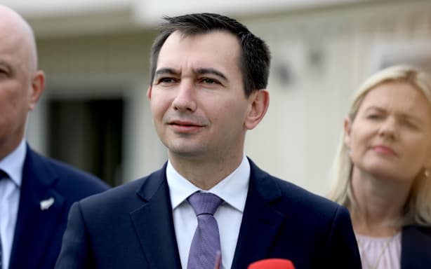 Health Minister Simeon Brown speaks to media on 29 May 2026.