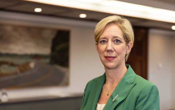 Dr Anna Breman