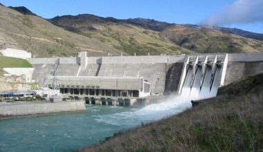 Power company profits: It’s not the players, it’s the game – Huia Burt