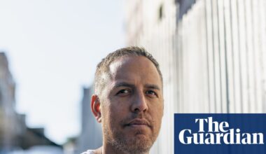 A tight election looms in New Zealand. This time, overseas voters could be bad news for the big parties | New Zealand