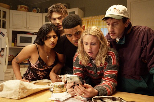  Amita Rao as Issa, Jack Innanen as Paul Baker, Owen Thiele as Anton, Lucy Freyer as Billie,  Malik Elassal as Samir.
