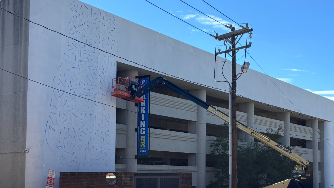 Winston-Salem mural installation underway at downtown parking deck