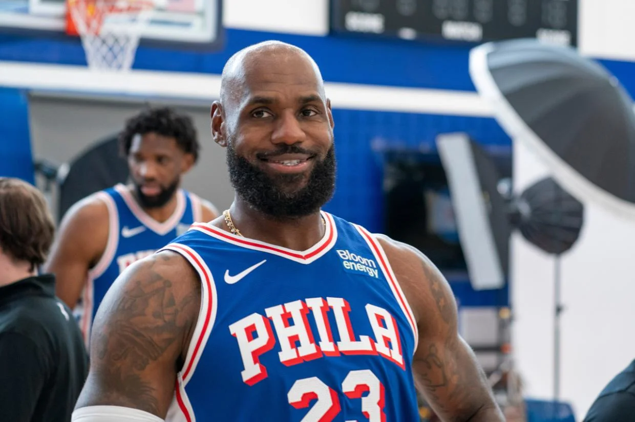 LeBron James on 76ers' debut: 'You guys know who I am, right?' Sixers excited to add NBA great - Stuff