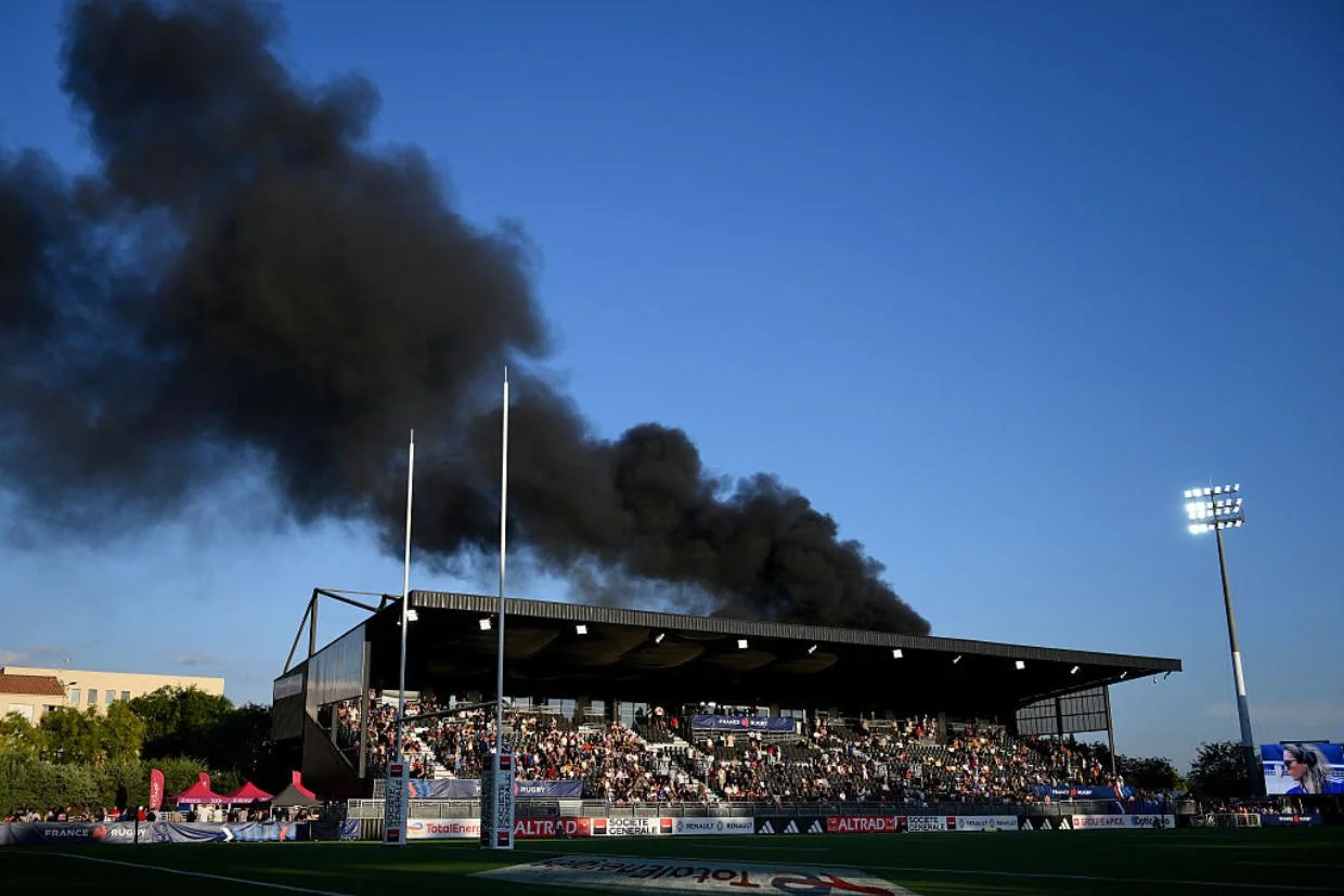 Eye-gouging, red cards and a bus fire: Wallaroos crash in wild test - Stuff