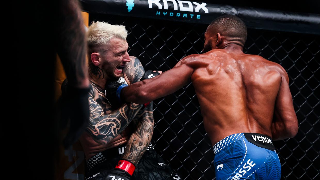 Kiwi UFC star Dan Hooker brutally knocked out in first-round loss in Paris - Stuff
