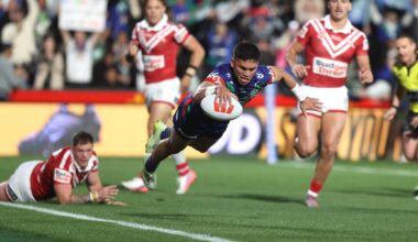 Warriors left to do it the hard way after Dolphins storm home to win NRL qualifying final - Stuff