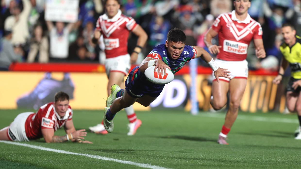Warriors left to do it the hard way after Dolphins storm home to win NRL qualifying final - Stuff