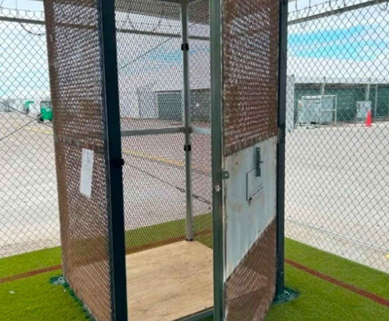 'Alligator Alcatraz' detainees were held in small metal cages, federal report says - Stuff