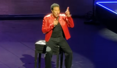 Lionel Richie reportedly hospitalised after US concert - Stuff