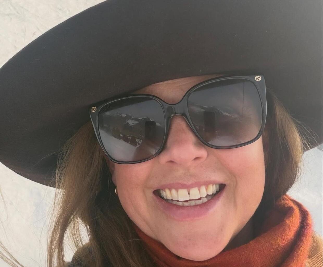 Love It or List It host airlifted to hospital after birthday beach walk ends in surgery - Stuff
