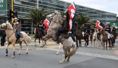 Horse hīkoi in photos: The day Ngāti Kahungunu rode to Parliament
