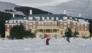 Chateau Tongariro: Iwi prefer demolition over new commercial lease, briefing says