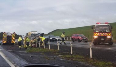Whangamarino crash closes all four lanes of Waikato Expressway