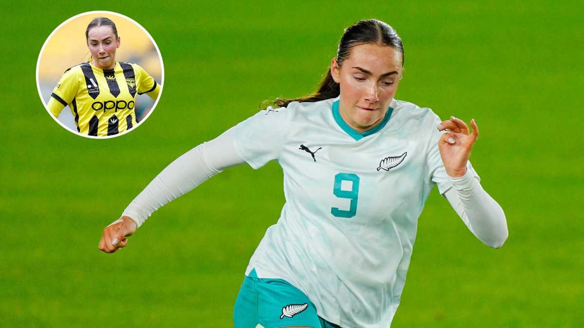 Wellington Phoenix sign New Zealand international Milly Clegg