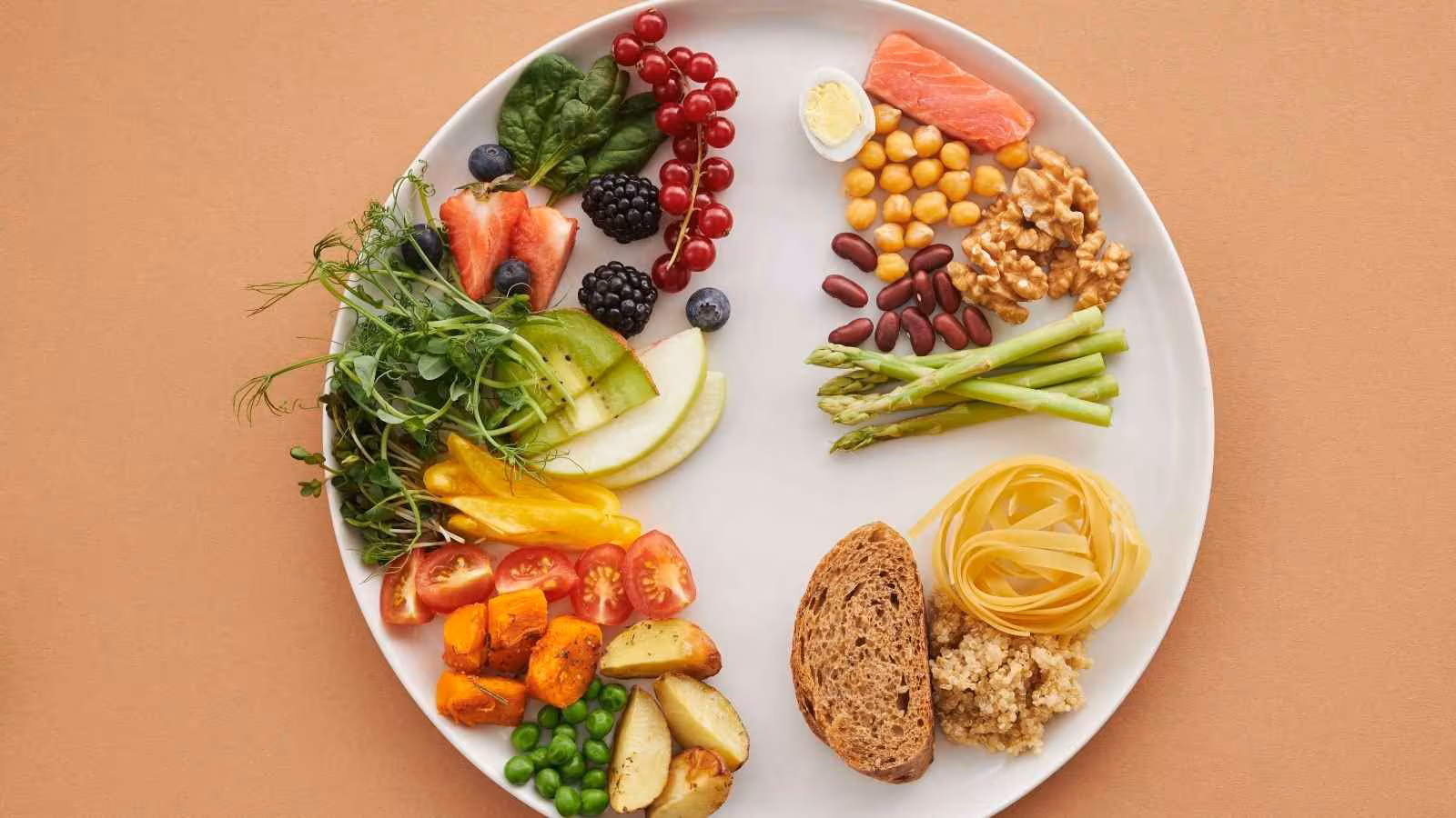 A person may eat enough food and still miss essential nutrients. Diets high in oil, sugar and carbohydrates but low in protein, vitamins, minerals, fruits and vegetables can create nutritional gaps and affect overall health. A person may eat enough food and still miss essential nutrients. Diets high in oil, sugar and carbohydrates but low in protein, vitamins, minerals, fruits and vegetables can create nutritional gaps and affect overall health.