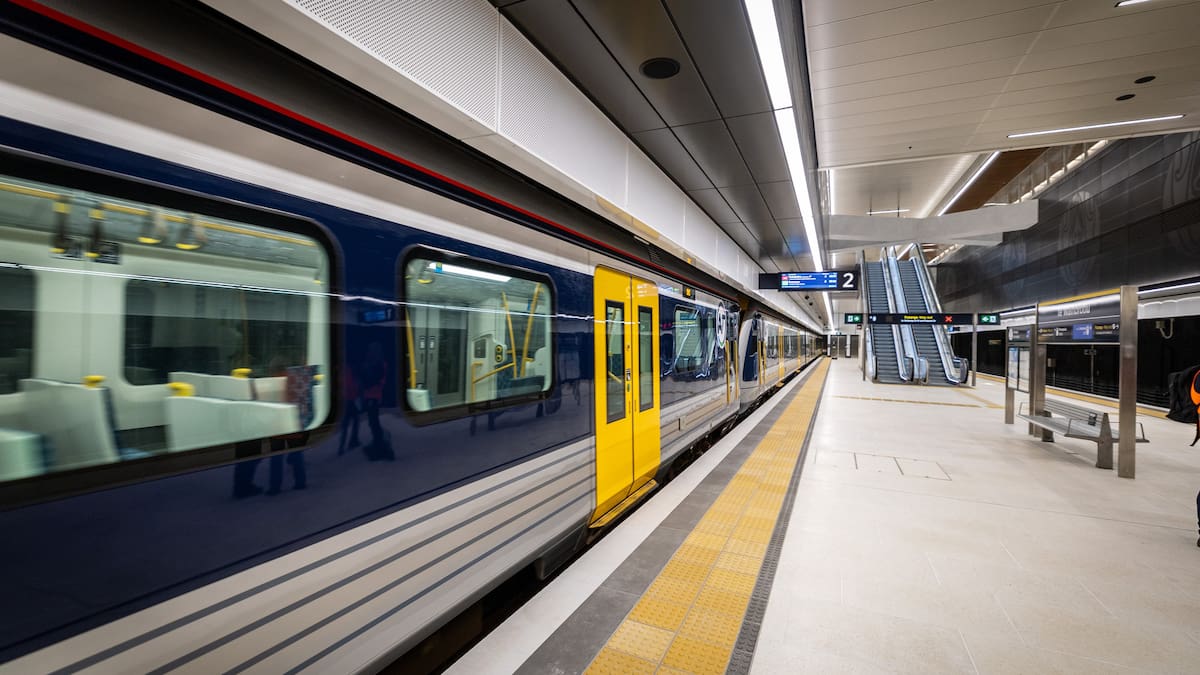 CRL's first rush hour: Auckland's new rail network faces commuter test - NZ Herald