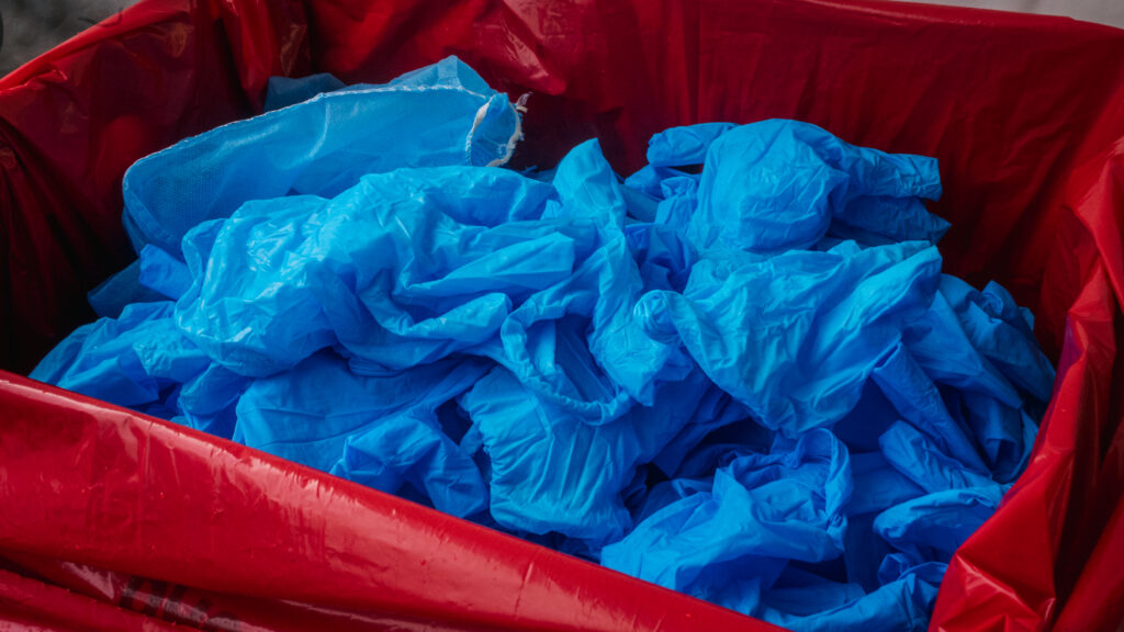 Stop wasting gloves during flu vaccination