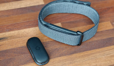 Sorry, Whoop – the Google Fitbit Air is the screen-free fitness band I’m recommending to everyone