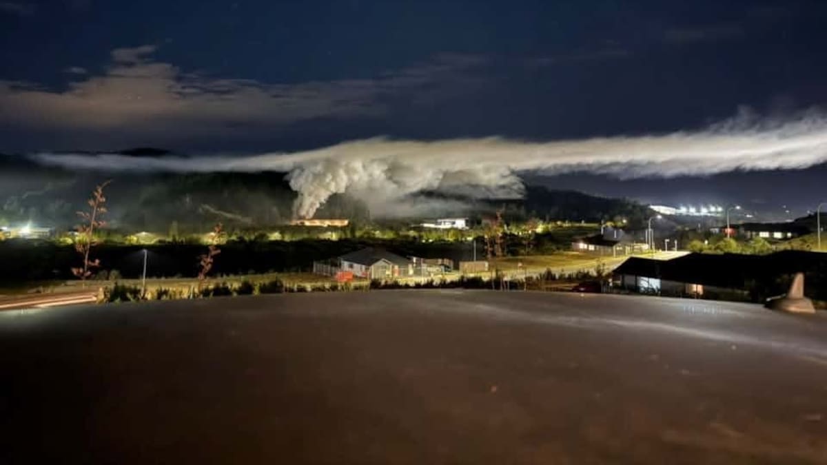 Fire at Warren Sinclair’s plastic-burning plant in Whangārei burned out of control, according to emergency service’s notes