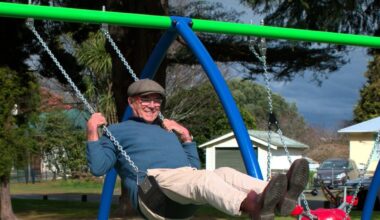 Long-standing Tararua councillor Peter Johns dies in accident