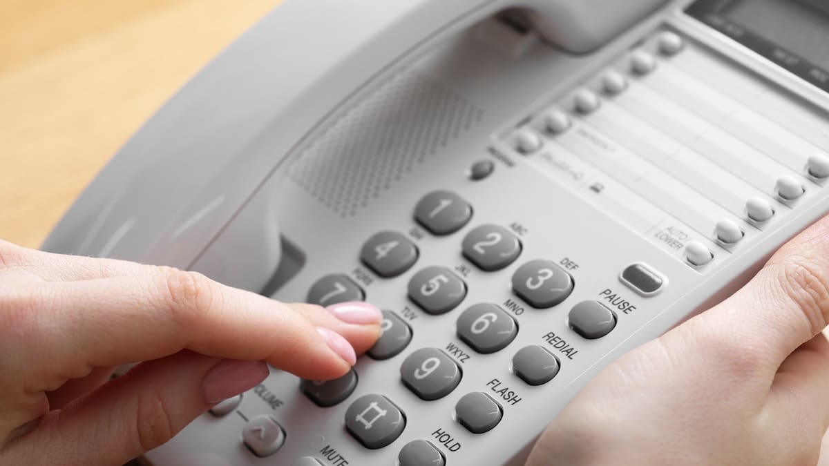 Lack of funding is main reason 60% of calls not answered, Lifeline says