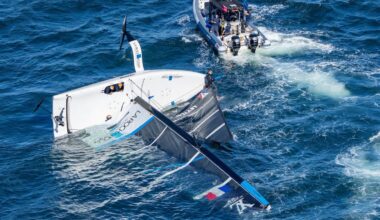 America’s Cup: French capsize again as Luna Rossa, Team NZ remain on top in Naples