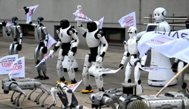 Protesting robots take to the streets in Poland, demanding AI regulation
