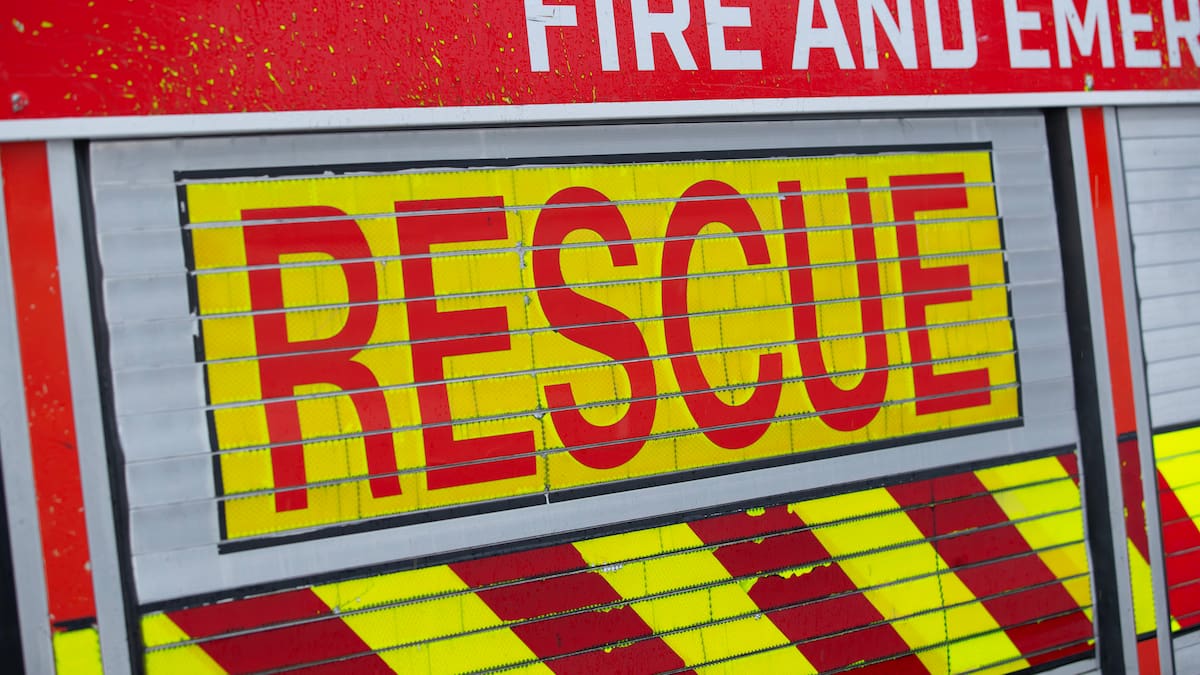 Two people rescued from bottom of cliff in Castor Bay, Auckland