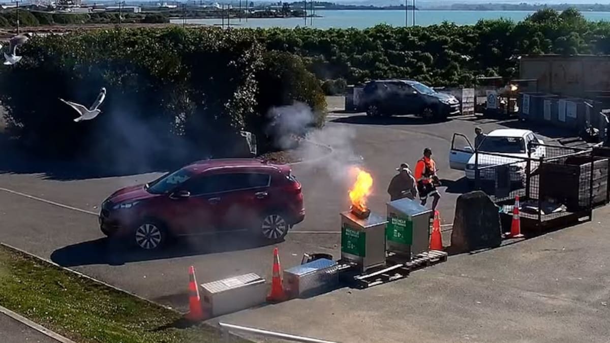Tasman battery disposal warning after fire at Richmond resource recovery centre