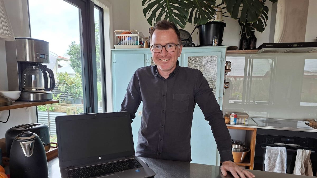 On The Up: Gisborne e-waste project repurposes old laptops for local community