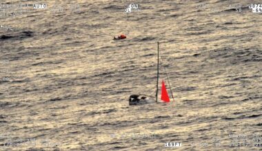 Maritime NZ co-ordinates rescue of four sailors after yacht strikes whale in South Pacific Ocean