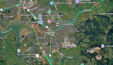 Drury crash: Traffic backs up towards Manukau after six-vehicle collision