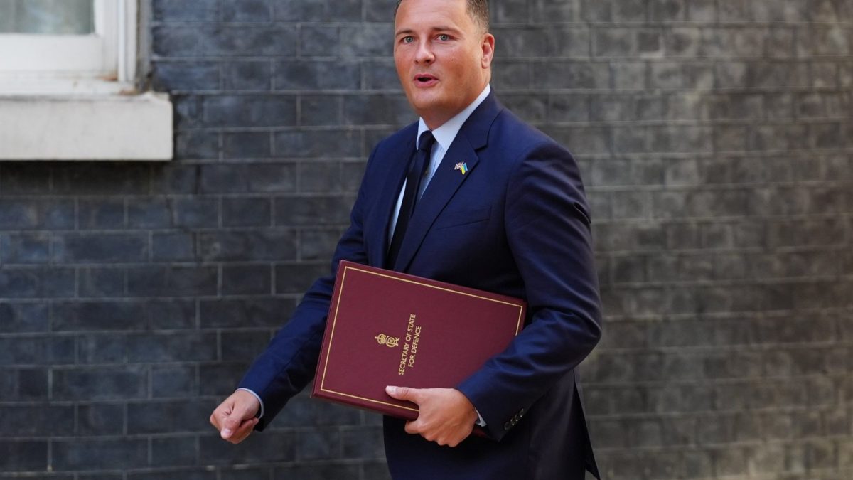 Defence Secretary Wes Streeting arrives for a Cabinet meeting in Downing Street, London. Picture date: Tuesday September 1, 2026. PA Photo. Photo credit should read: Stefan Rousseau/PA Wire