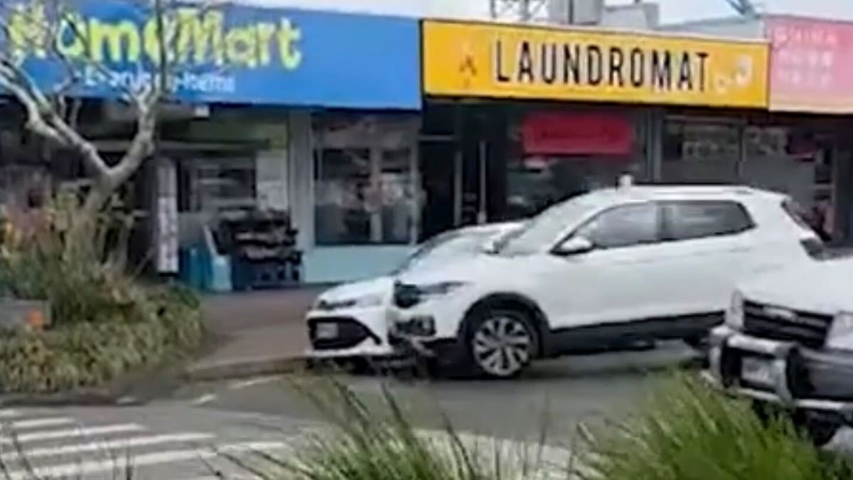 Teen gets 58% off his sentence after six armed robberies, burglaries across Auckland, Waikato, Rotorua