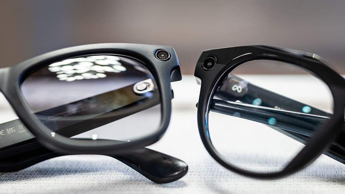 Artificial intelligence: Visually impaired hail AI smart glasses despite privacy concerns