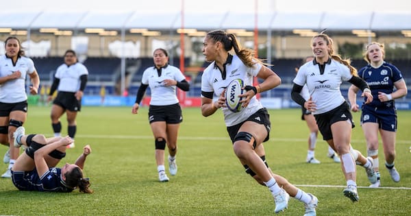 Black Ferns look to dominate age-old rivals England at Twickenham