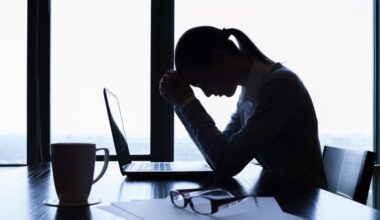 Stop trying to maintain constant productivity: How you cope with stress changes with the seasons and your biological clock