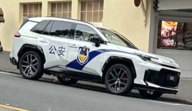 Cars bearing Chinese police markings appear in Auckland