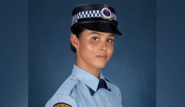'Dark day': Sydney police officer dies after car crashes into tree