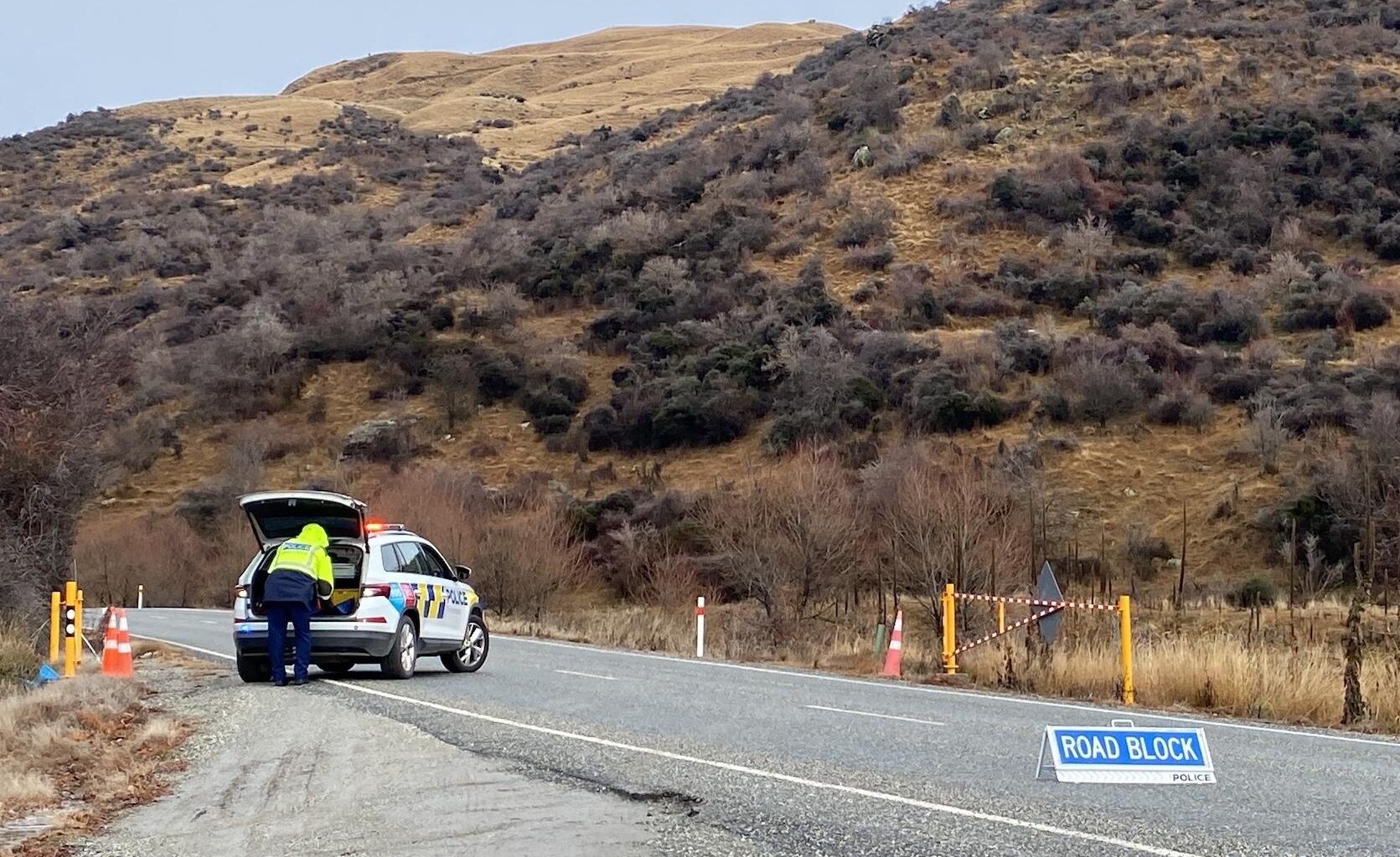 Head-on crash injures 10 people
