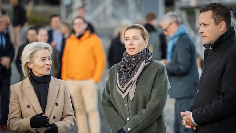 Denmark's Prime Minister Mette Frederiksen, center, President of the European Commission Ursula von der Leyen, left, and Greenland's Prime Minister Jens-Frederik Nielsen, visit the company Eutelsat OneWeb in Nuuk, Greenland
